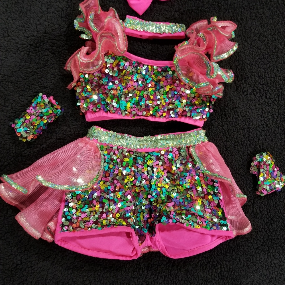 Sequins Dance Costume - Picture 4 of 6